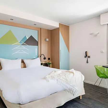 Ibis Styles Centre Gare Готель Аннесі