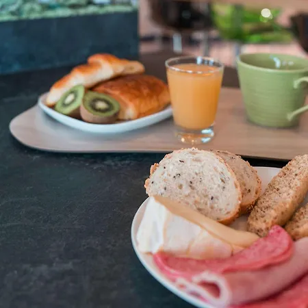 Ibis Styles Centre Gare Annecy